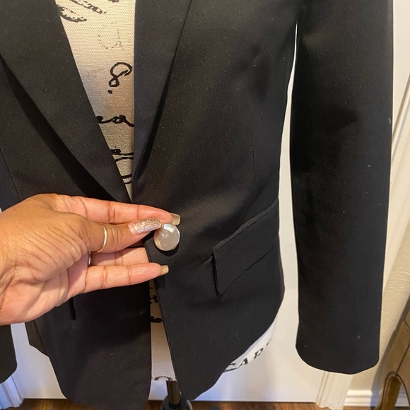 Black blazer - Picture 2 of 3